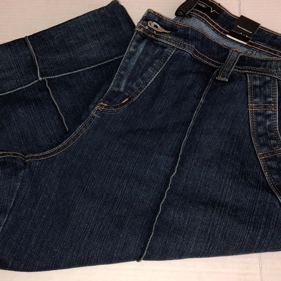 Lane Bryant Venezia Pedal pusher length - Picture 2 of 7